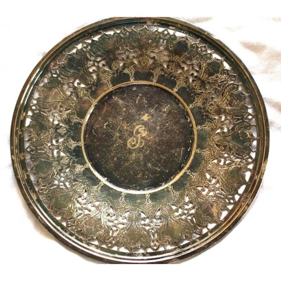 Vintage EPNS 3025 Mfg. Co Silver Plate tray Ornate Round made in USA - Picture 3 of 12